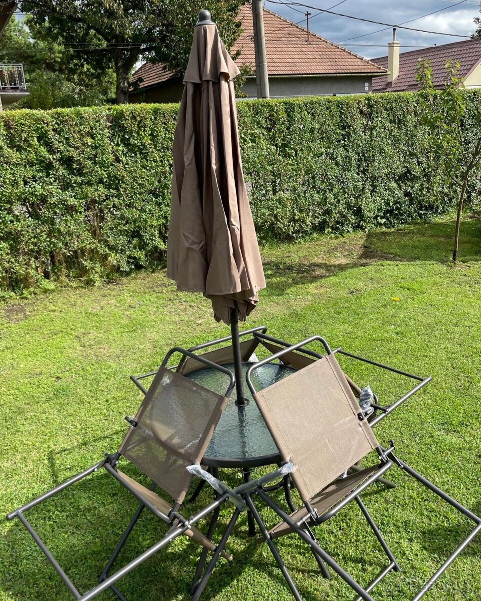 Záhradný slnečník so stoličkami - 3