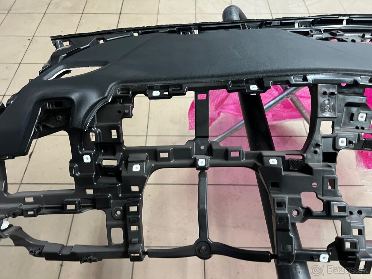 Palubná doska Kia Sportage NQ5 - 3