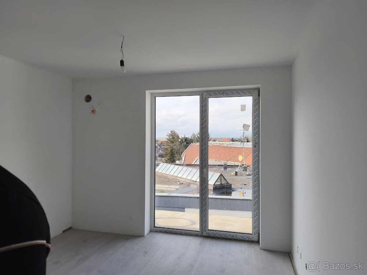 2 izbové byty v novostavbe pri Bratislave - 3