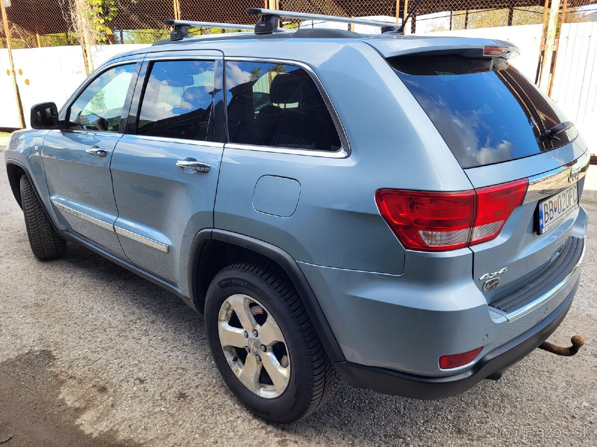 Jeep Grand Cherokee OVERLAND 2012 - 3
