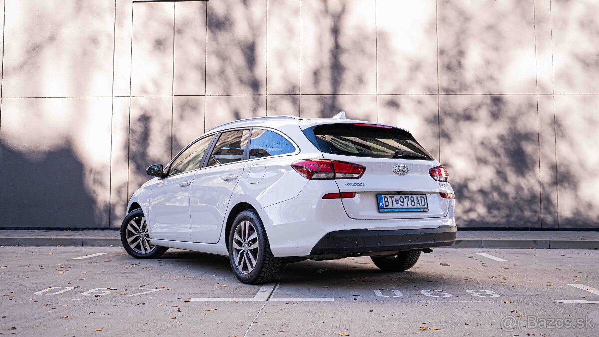 Hyundai i30 CW 1.6 CRDi Classic DTC / ODPOČET DPH - 3