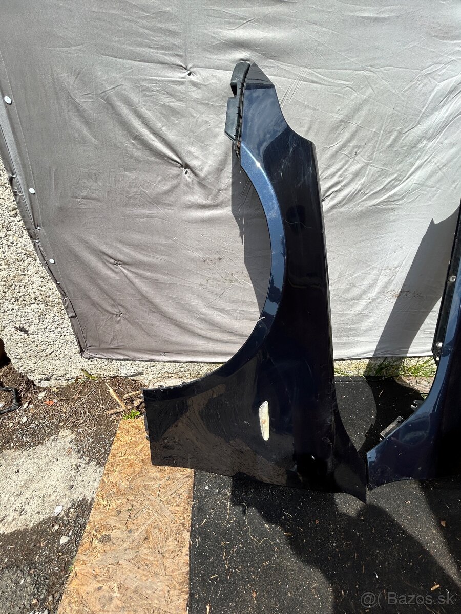 Bmw e60 predne blatniky - 3