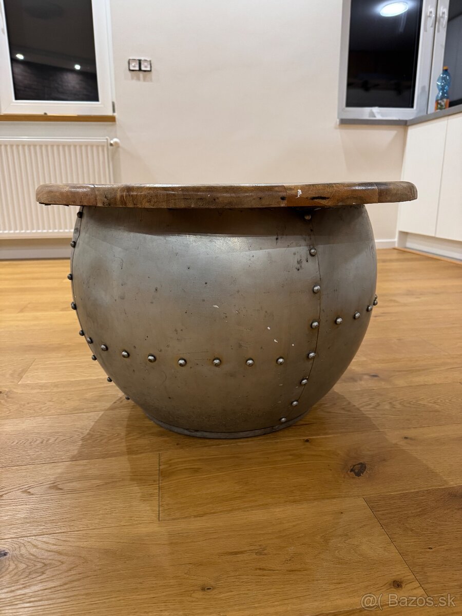 Konferenčný stolík - 3