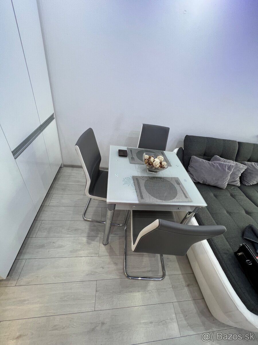Prenajmem 2-izbový Luxusný byt + 2x park.miesta - 3