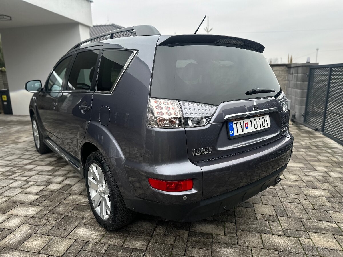 Mitsubishi Outlander 2.2 DI-D 130kw 2012 Klima BI-XENON PDC - 3