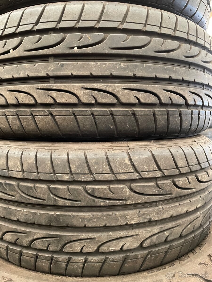 Dunlop 215/45 r16 - 3