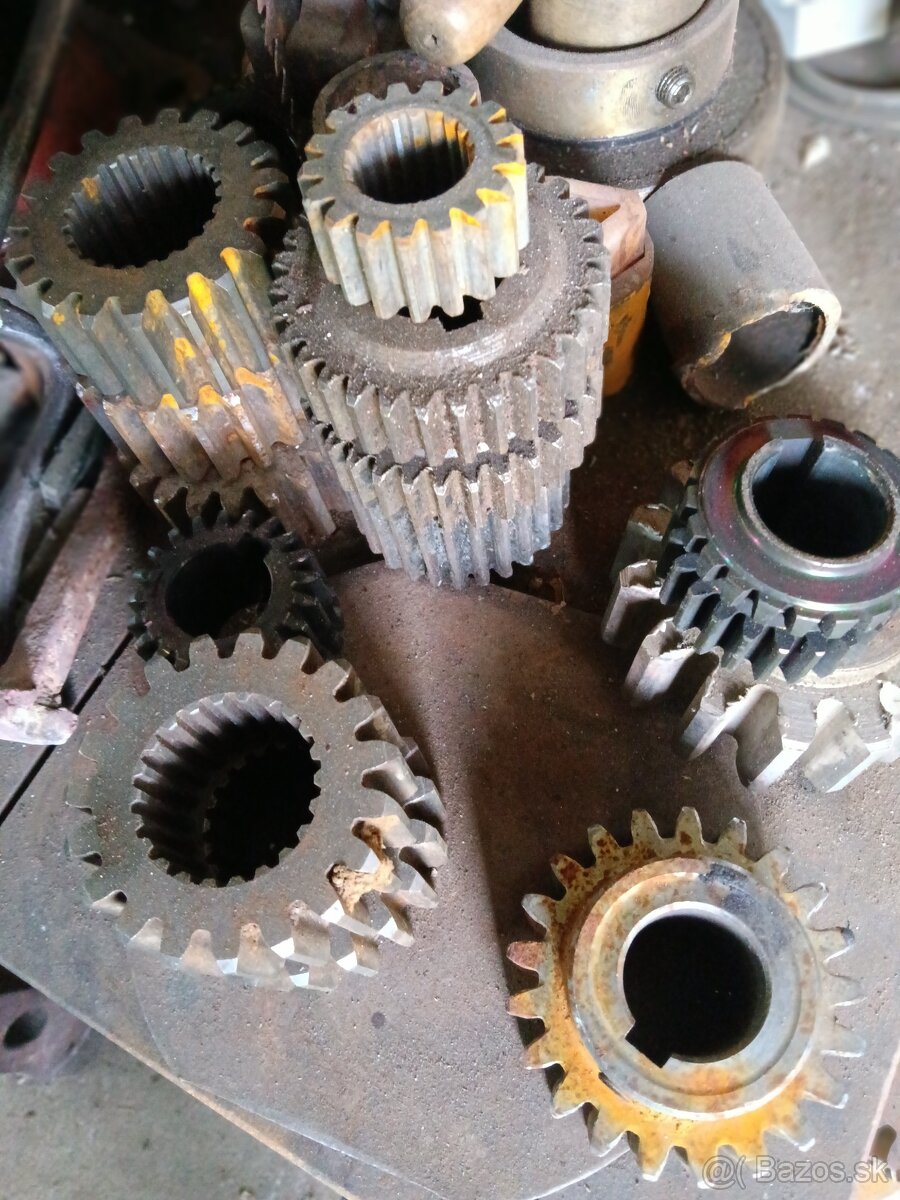 Reťazové, ozubené kolesá,remenice,unásave - 3