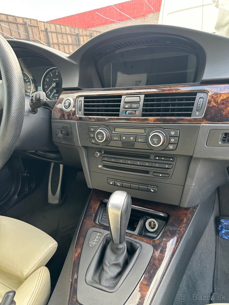 Rozpredam bmw 330i e91 - 3