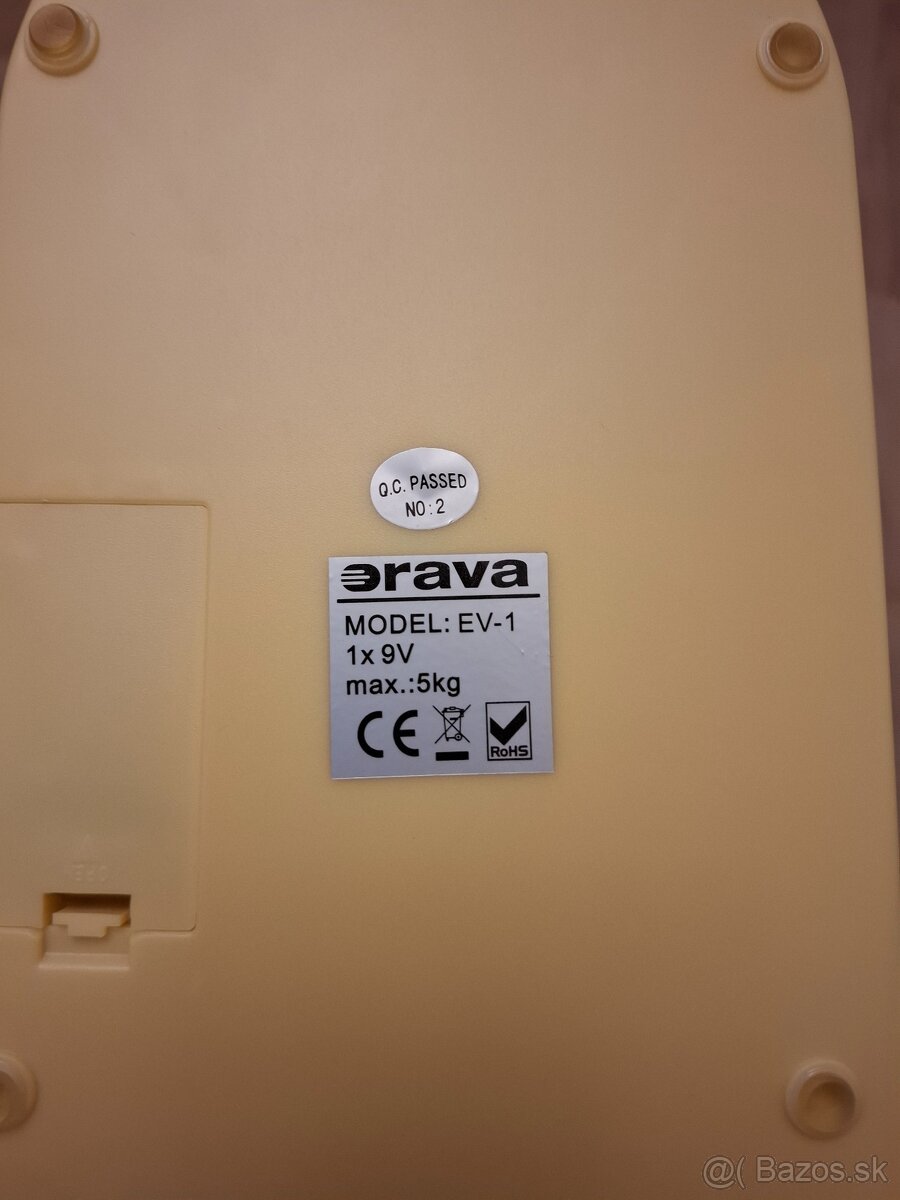 Kuchynská váha digitálna ORAVA - 3