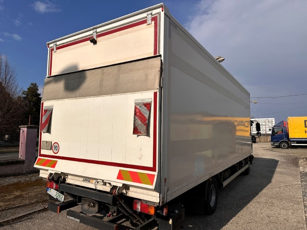 MAN TGL 12.250 , skříň, čelo, lůžko E6 - 3