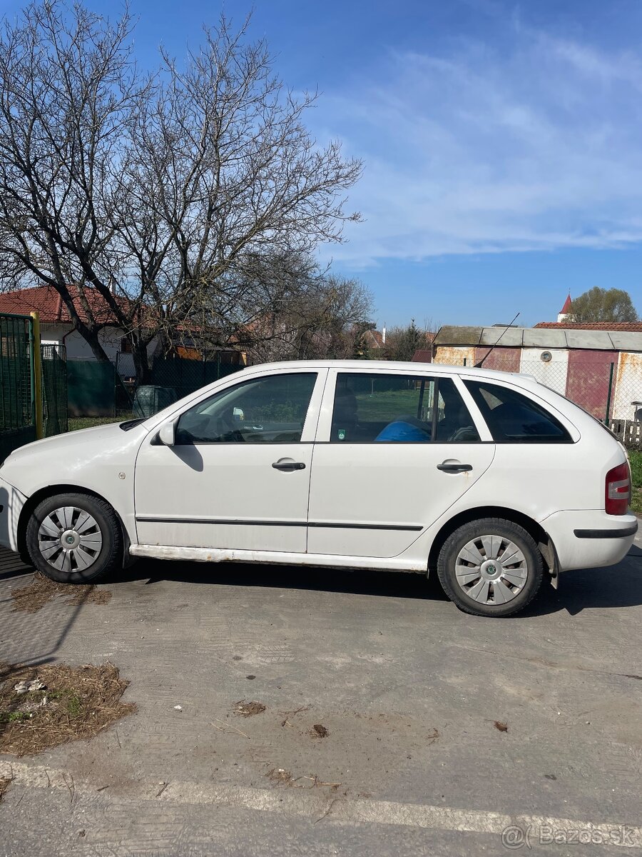 Škoda fábia - 3