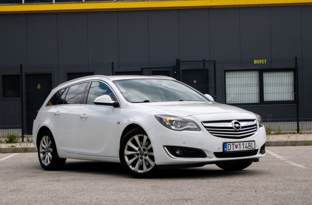 Opel Insignia ST 2013 - 3