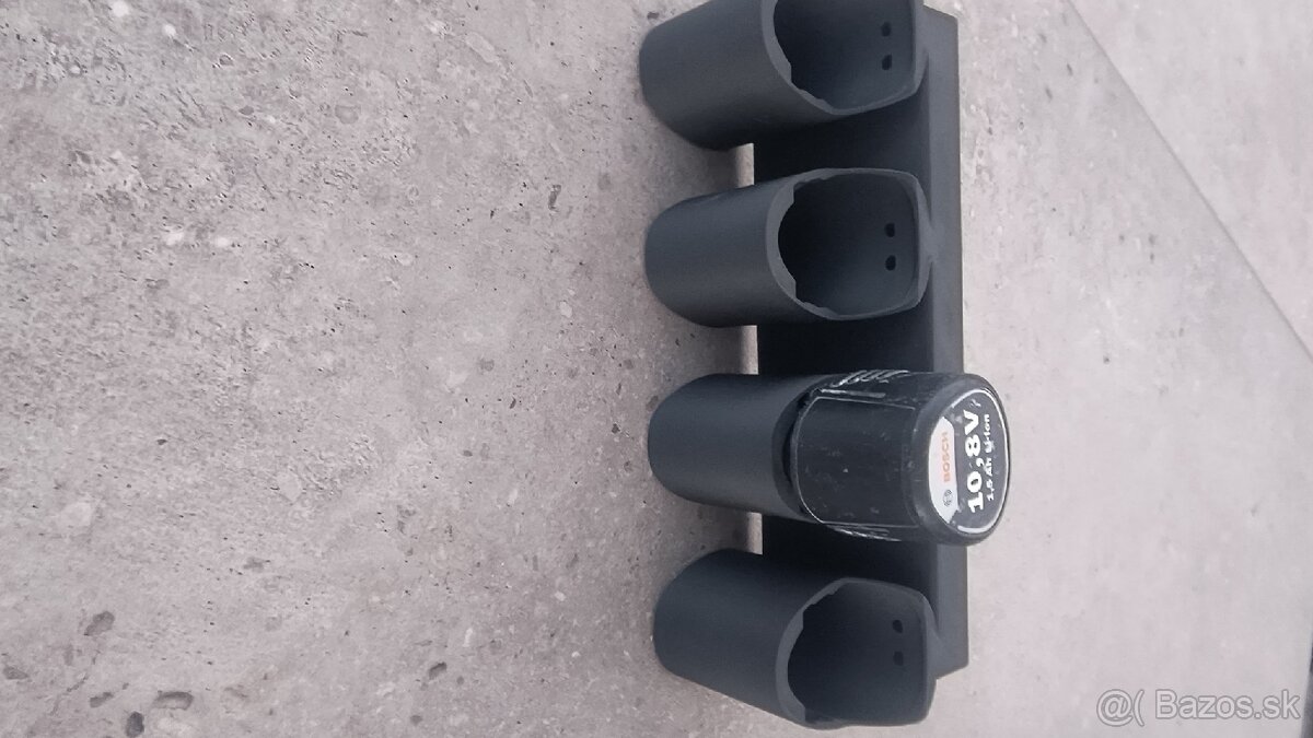 Drziak na baterie Bosch - 3