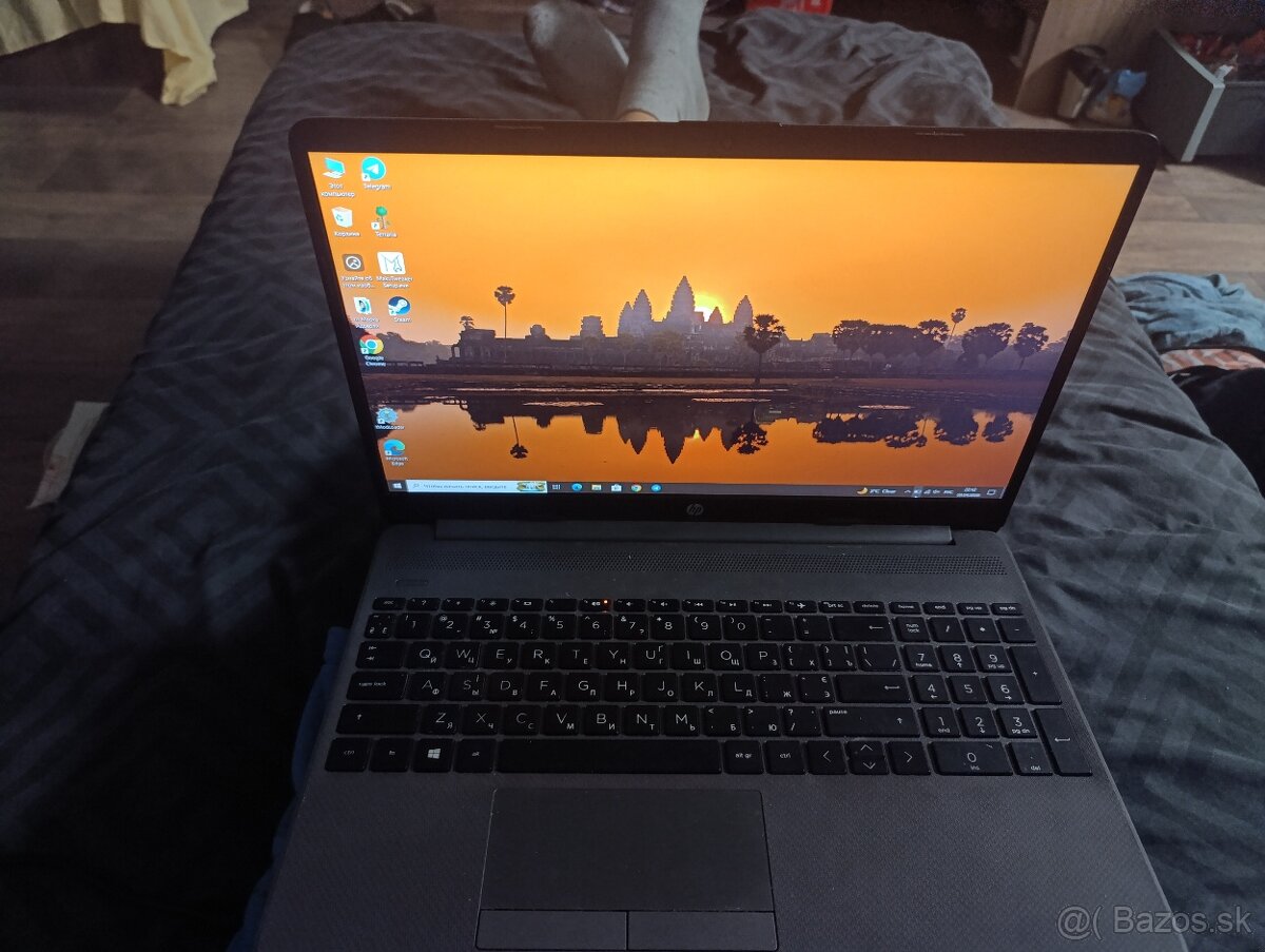 Ноутбук HP 255-G8 (AL0B7AT) Dark Ash Silver Plastic - 3