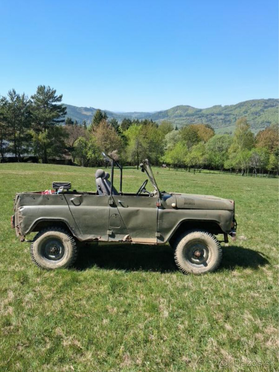 UAZ 469 - 3