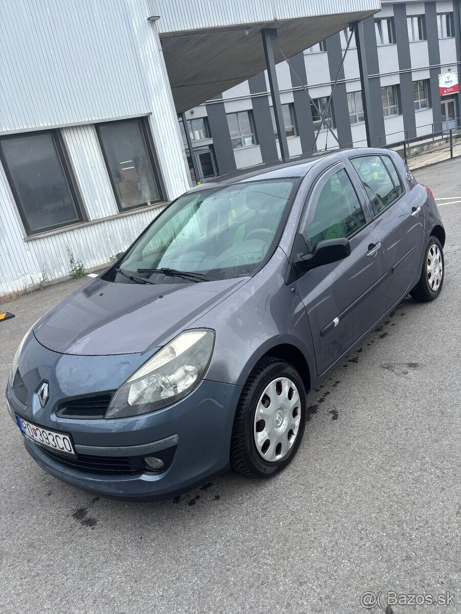 Renault Clio 3 - 3