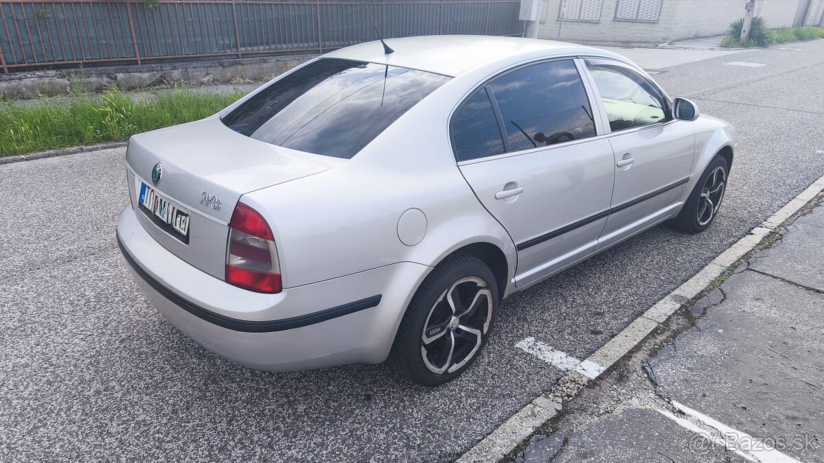 Škoda Superb 2.0 TDi - 3