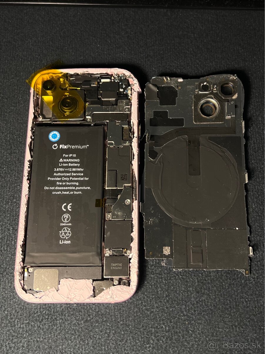 iPhone 15 - 3