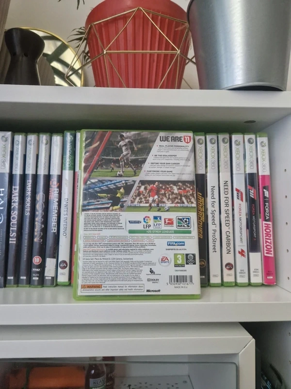 Xbox 360 FIFA 11 - 3