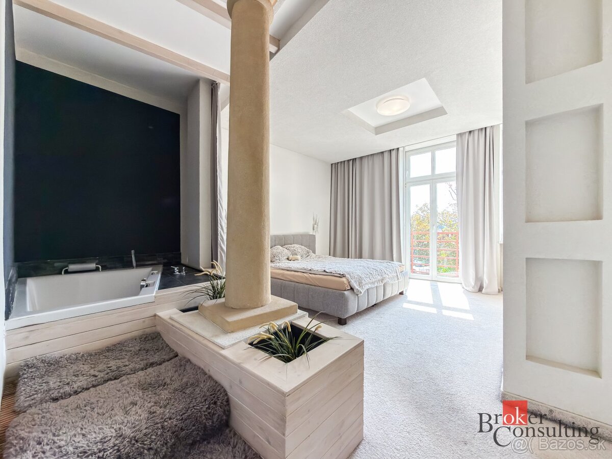 Veľkometrážny staromestský 2i byt s balkónom pri Dunaji – foto 3