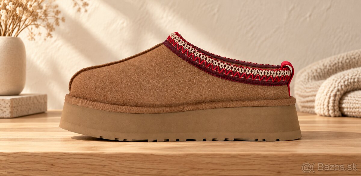 UGG Women’s Tazz Chestnut - 3