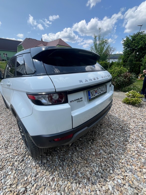 RANGE ROVER EVOQUE TD4