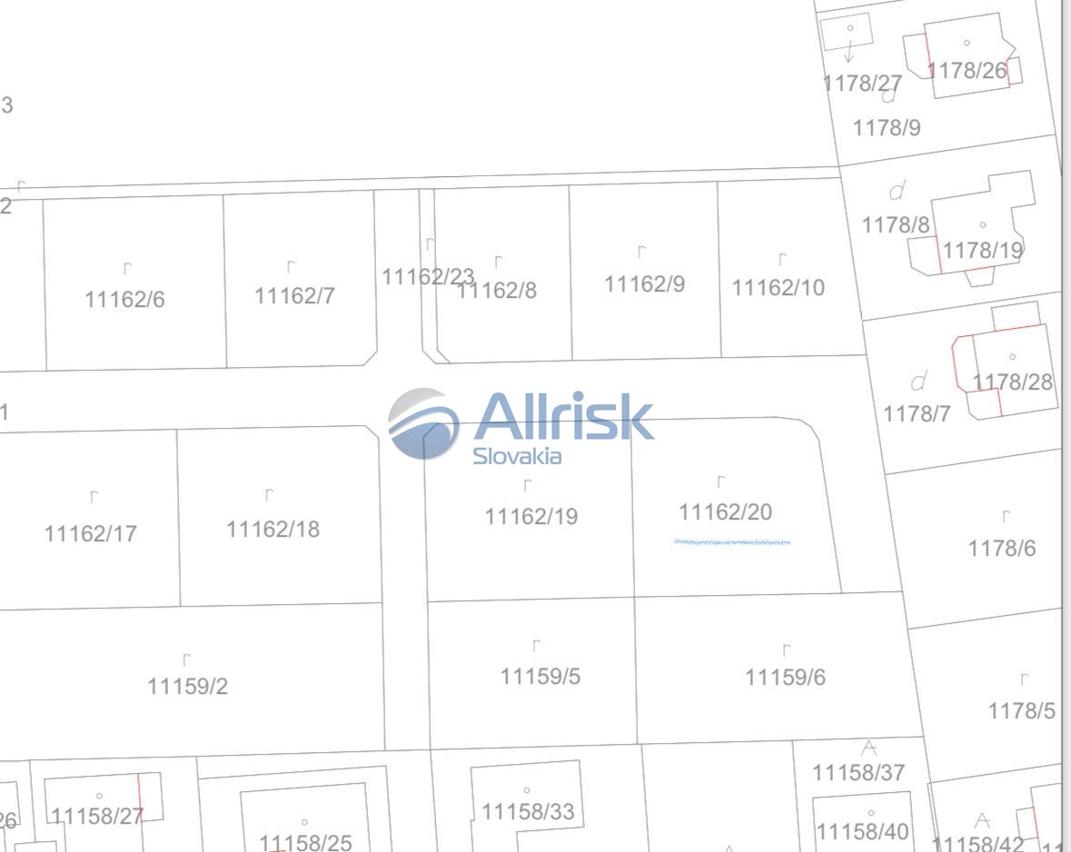 Exkluzívny predaj stavebného pozemku vo V.Levároch - 3