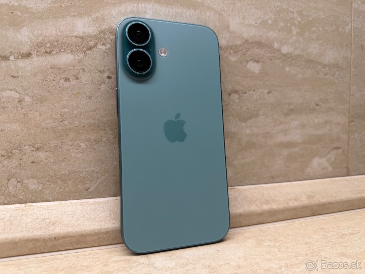 iPhone 16 128GB zelená, batéria: 97% - 3