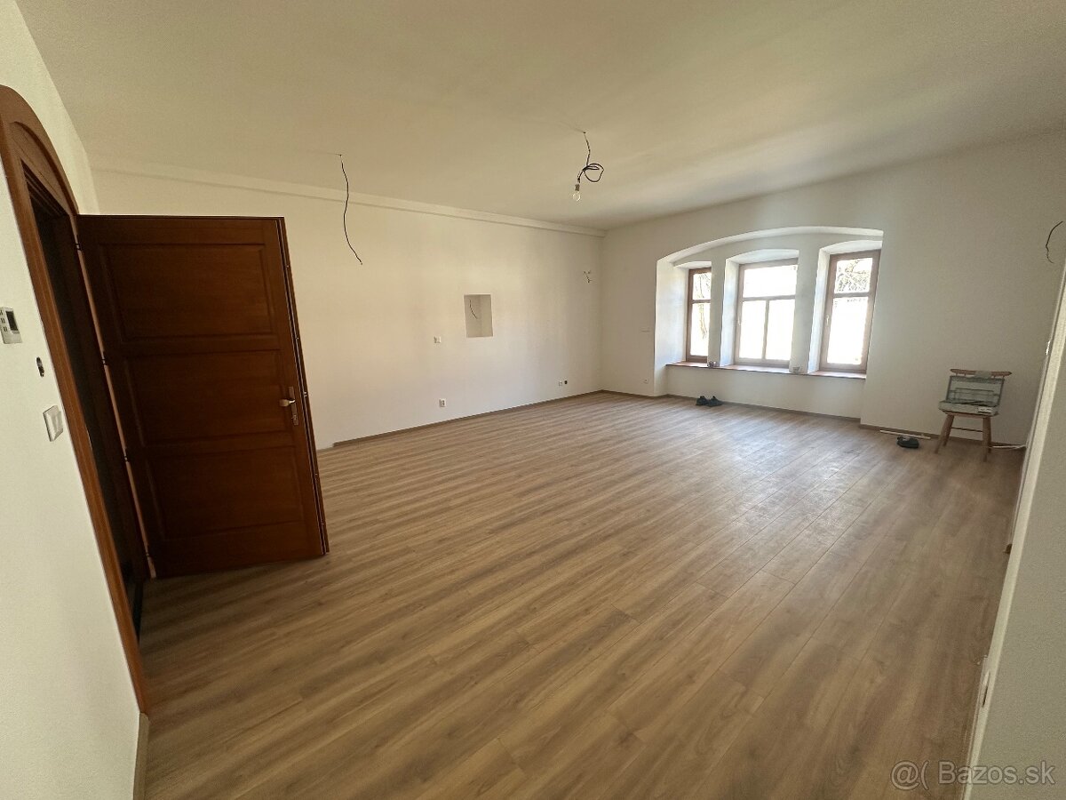 Prenajmem piestor/kanceláriu - 3