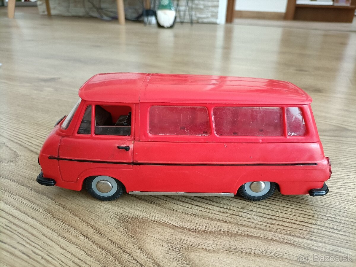 Skoda 1203 kdn cervena stara hracka - 3