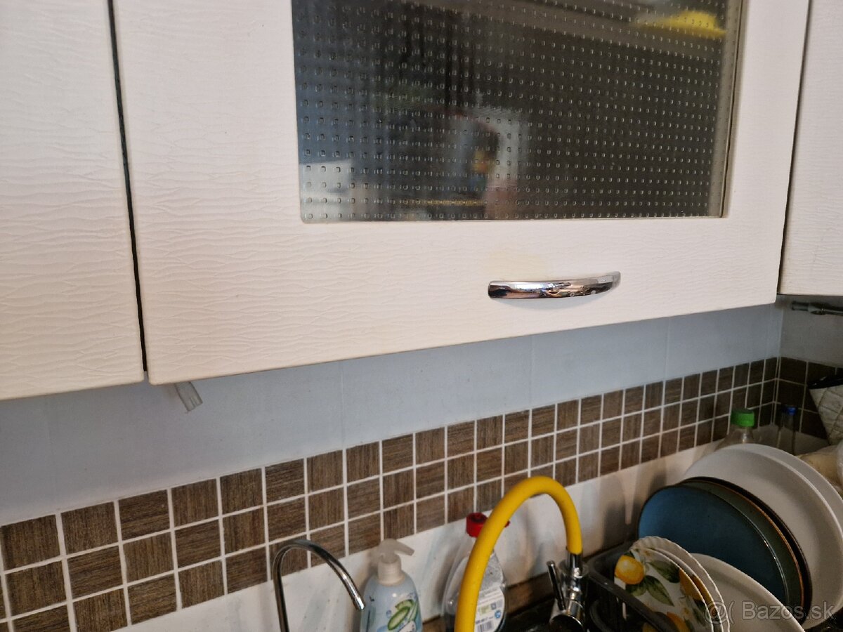 Uchytky kuchynske - 3