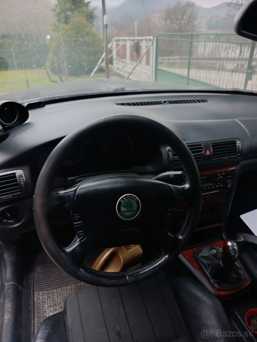 Superb 1.8t rozpredám - 3