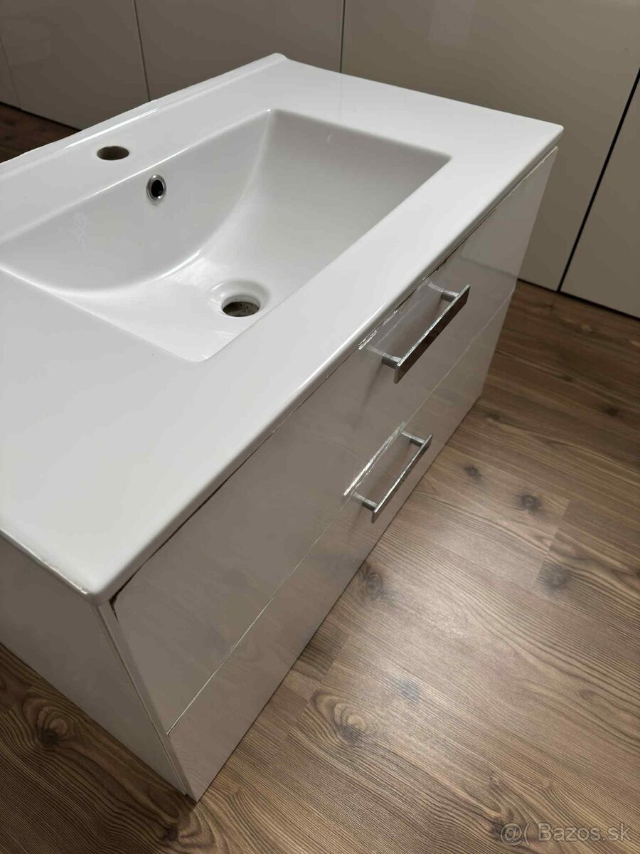 Umyvadlo 80 - 3