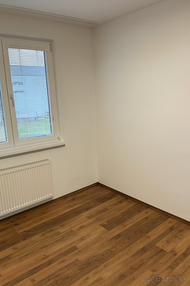 2 Izbovy byt na Hlinách - 3