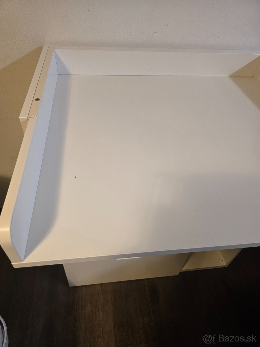 Prebalovaci pult/ stolík STUVA IKEA - 3