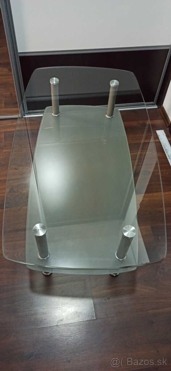 Konferenčný stolík - 3