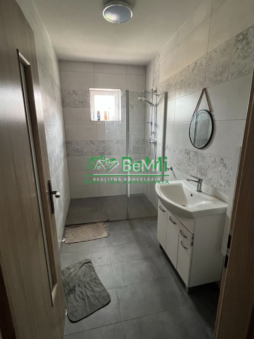 TO - predaj komerčnej budovy 105-15-ROCHE - 3