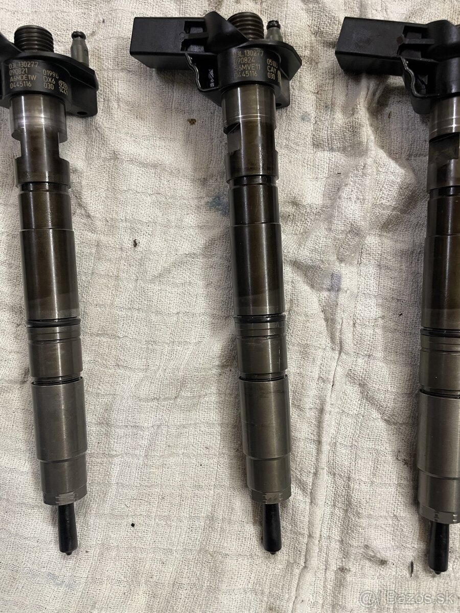 Vstreky 2.0 TDi 03L 130 277 - 3