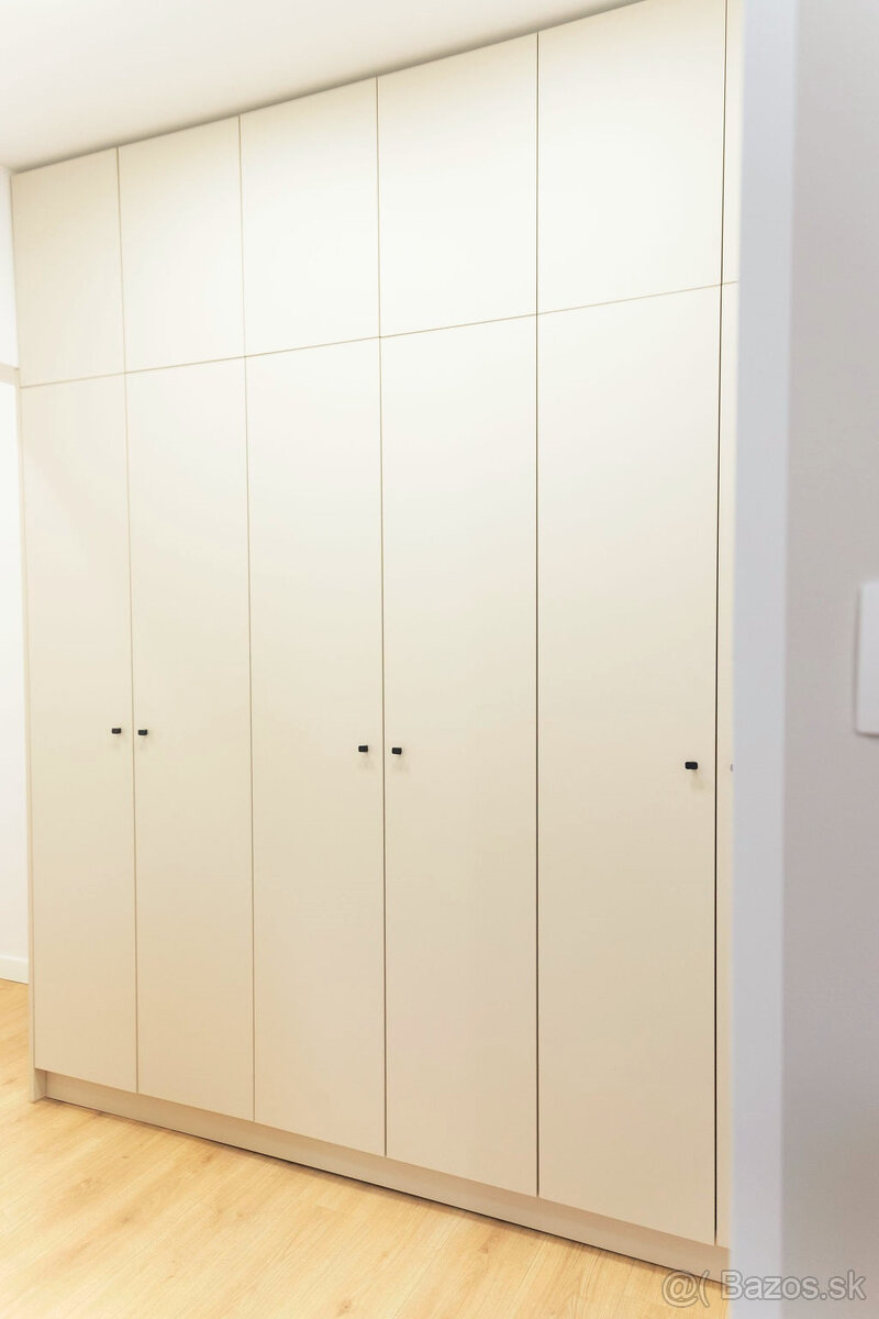 Iba u nás Na prenájom 2i nový dizajnový byt , loggia, voľný - 3