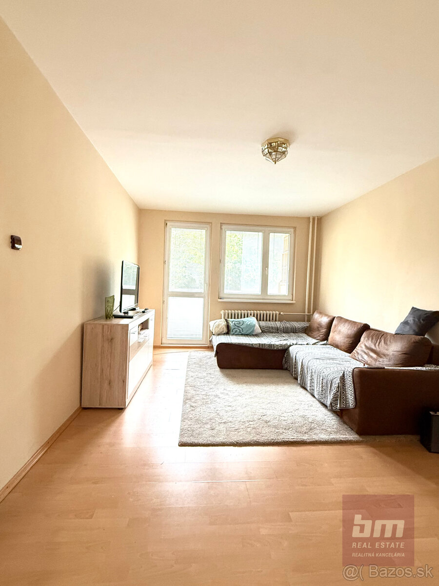 Predaj - pekný 3-izbový byt v Dúbravke - 3