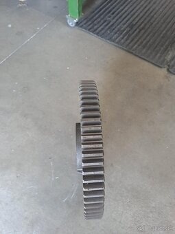 Ozubené koleso - kopačka, vyorávač (čert) - 3