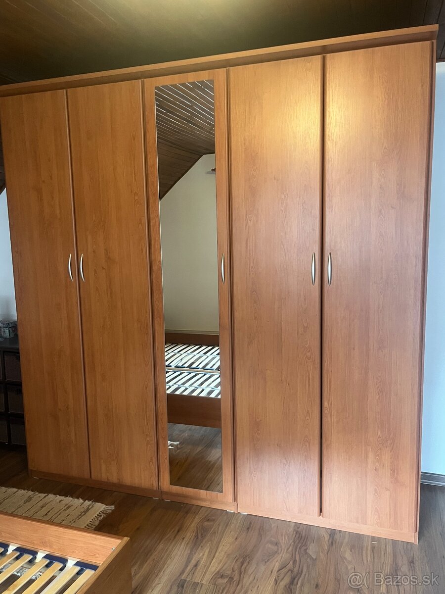 Predám spálňovú zostavu - 3