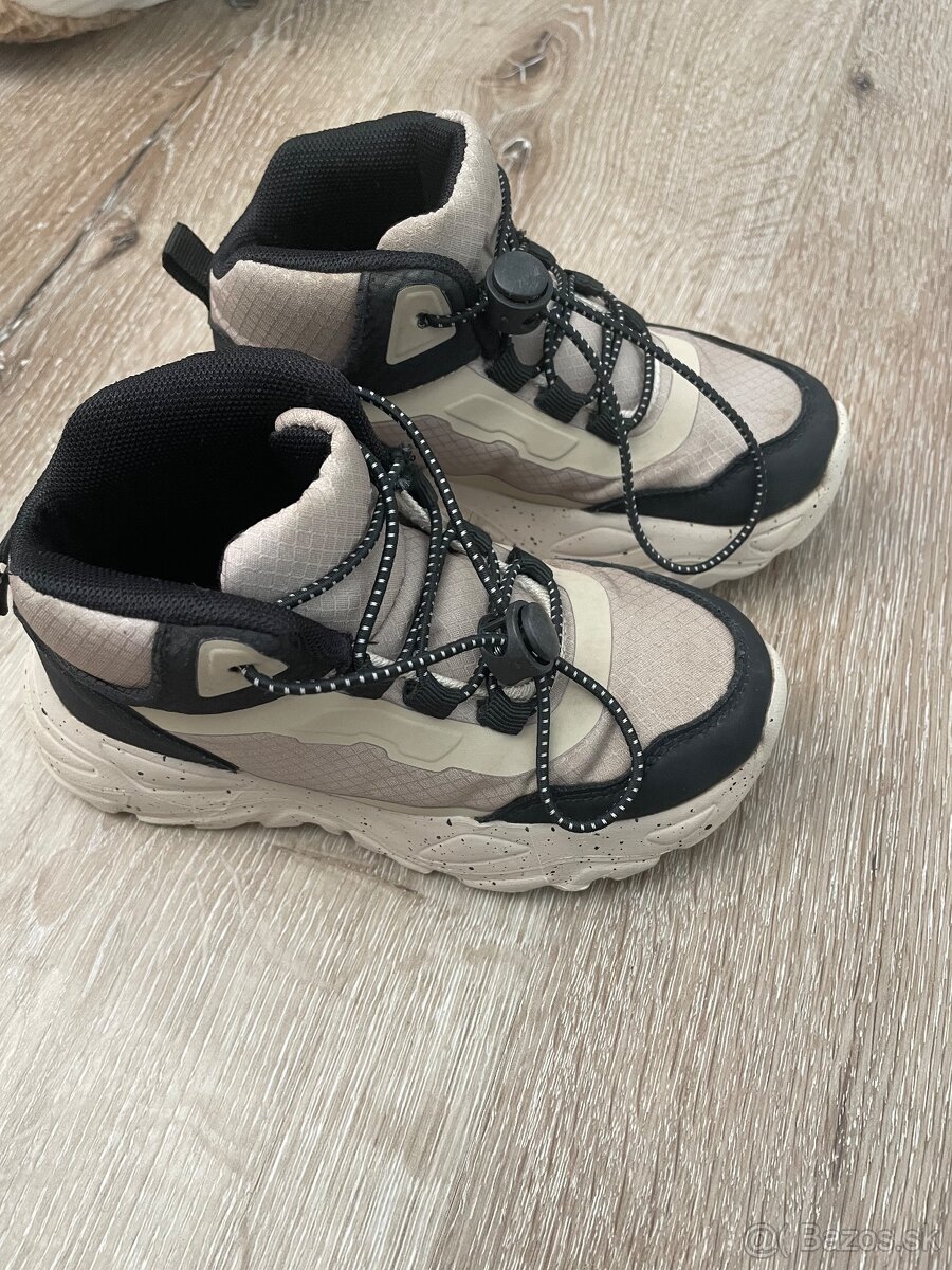 Reserved tenisky velk.28 - 3