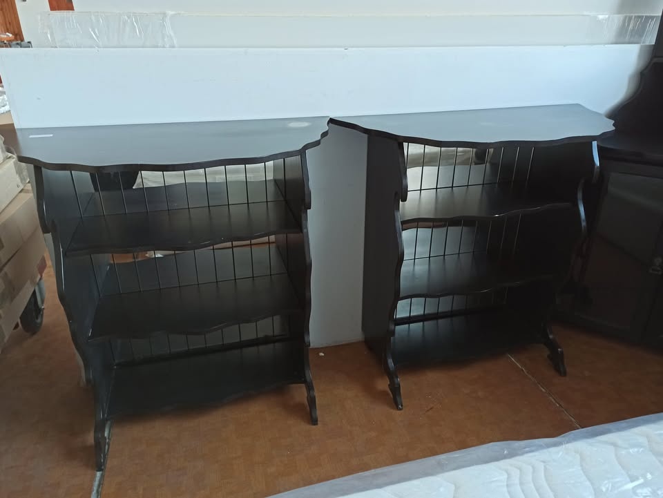 starožitný čierny rohový sektor - 3