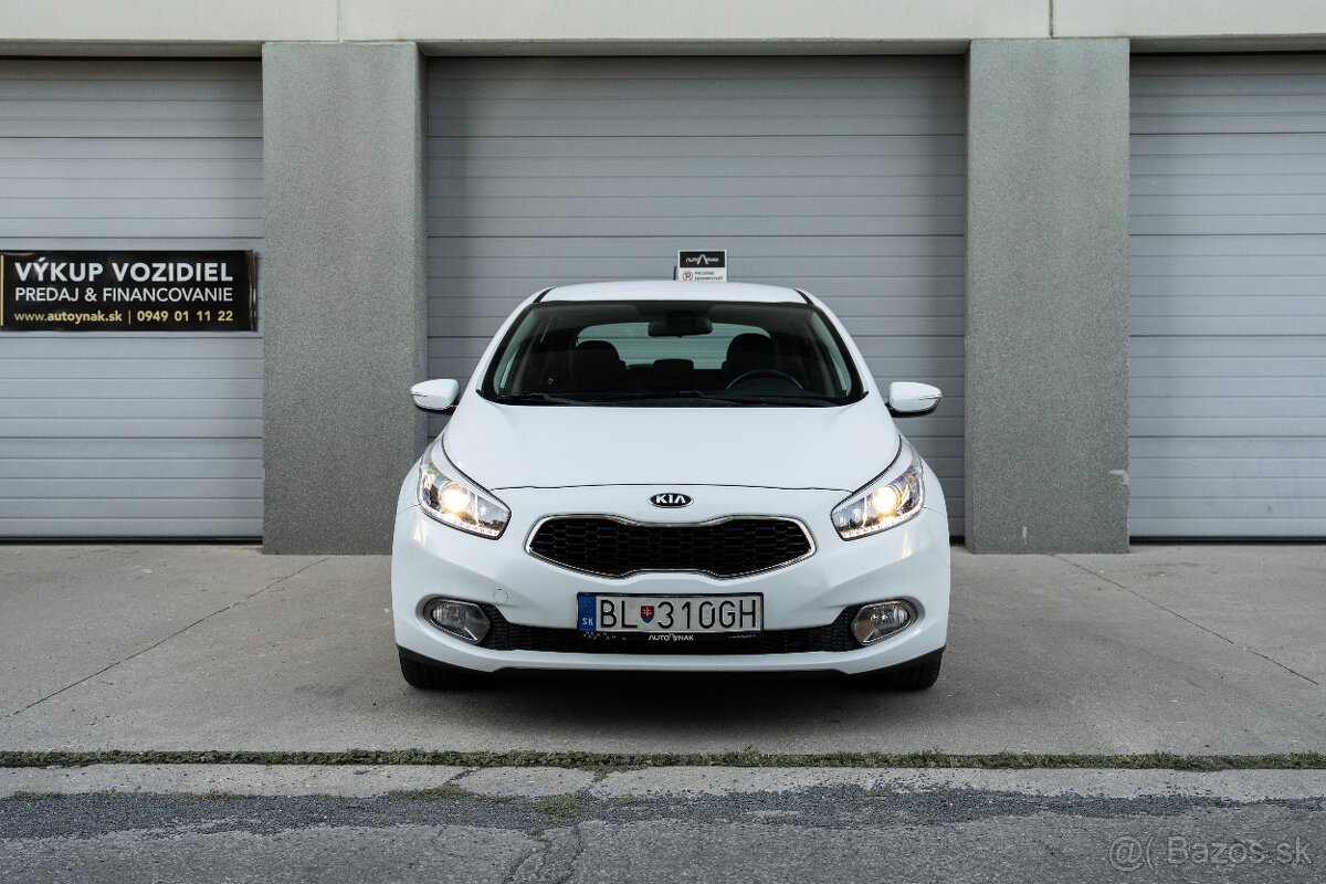 Kia Ceed 1.6 CRDi 94kw M6, SR vozidlo - 3