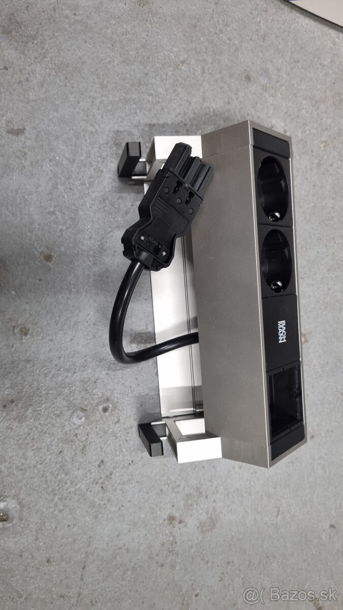 Nová Bachmann 902.403 Elektro zásuvka nerez - 3