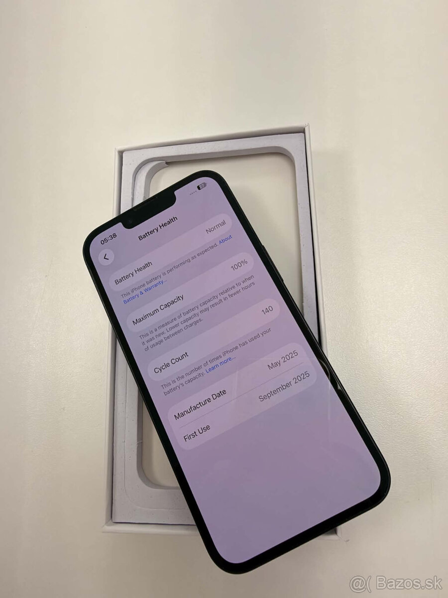 iPhone 16e 128GB - 3