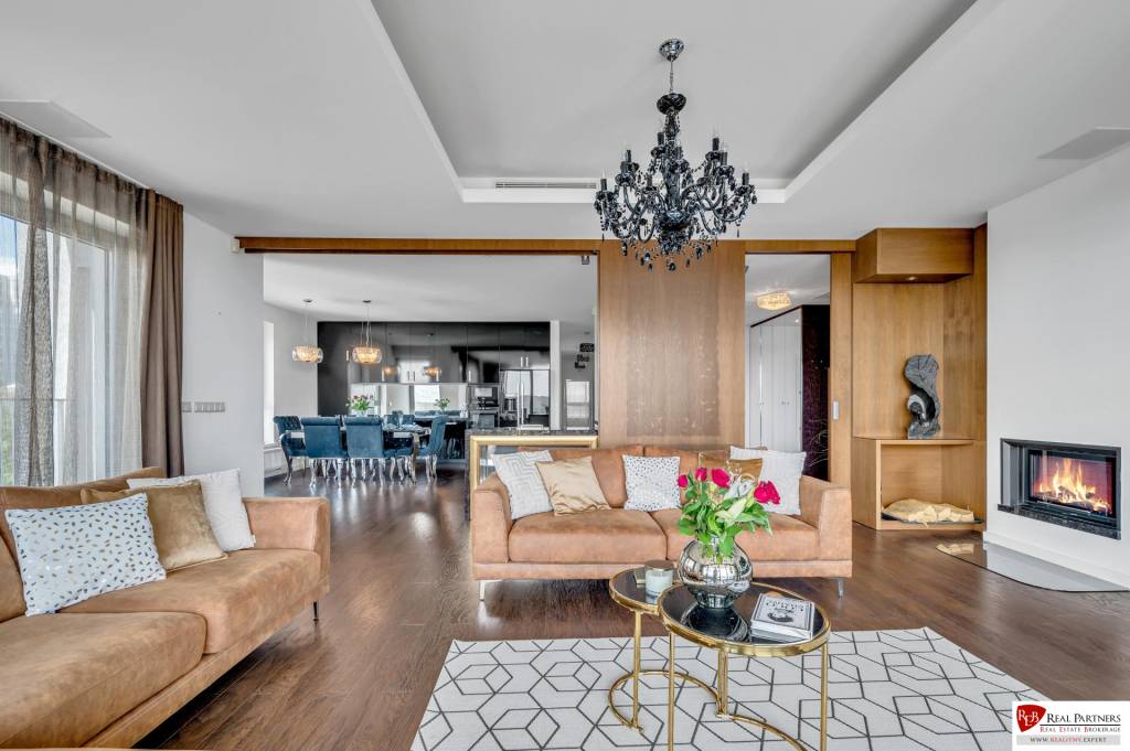 Predaj, Luxusný 4 izbový byt, 180 m2 + 25 m2, Condominium Re - 3