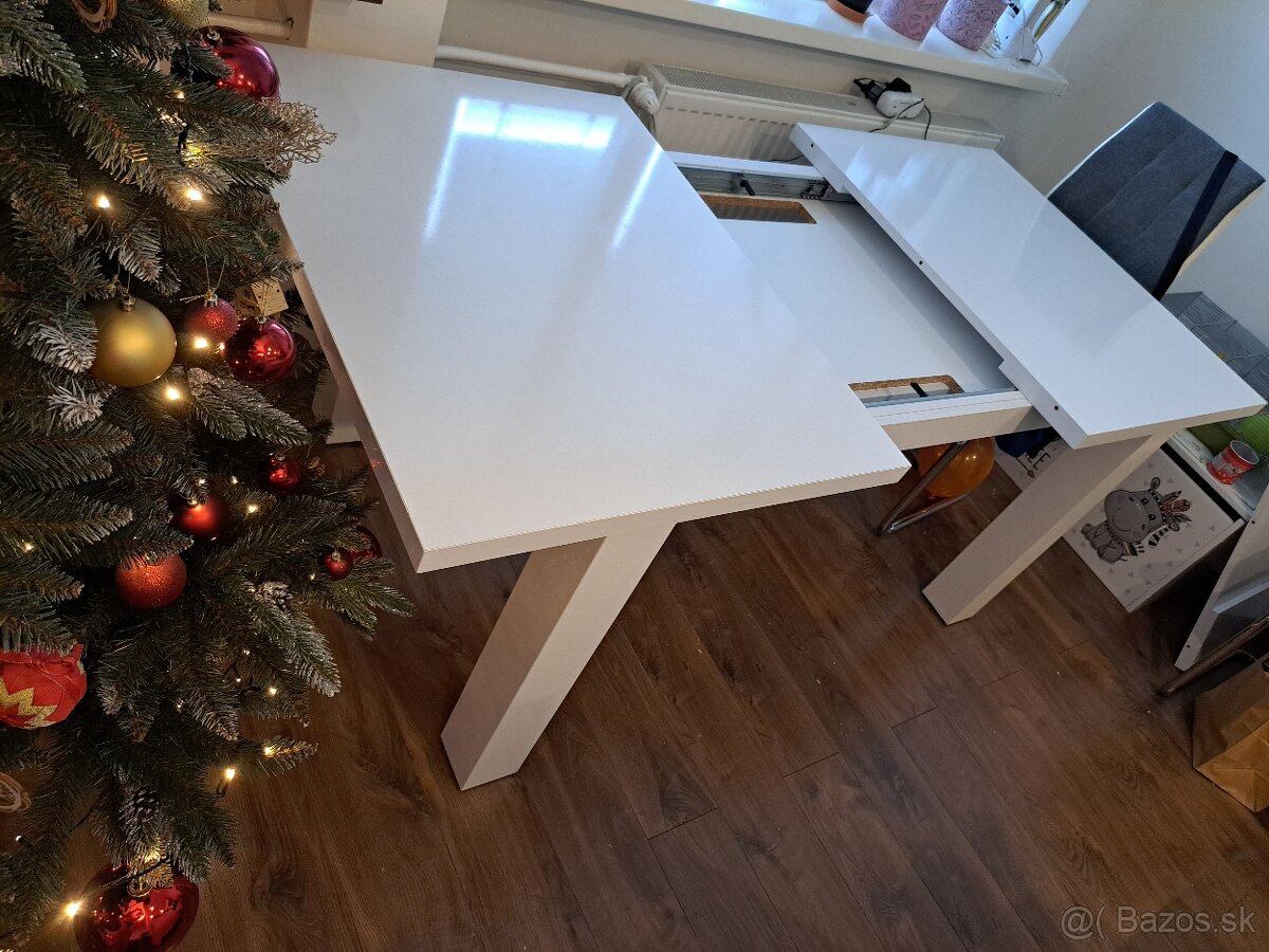 Jedalensky masivny stol - 3