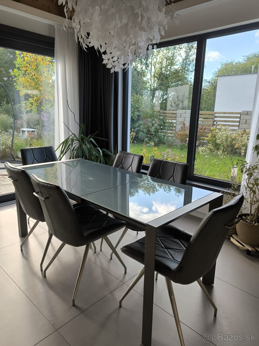 Rozkladaci jedalensky stol + stolicky zdarma - 3